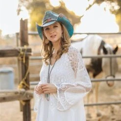 Boutique Western Clothing Store -Boutique Western Clothing Store medium 322b40c5 4c4a 4b5d 85e2 675ca6497ab3